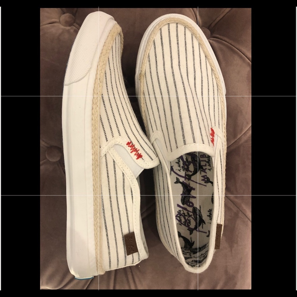 Size 7 1/2 Slide On Canvas Shoes
